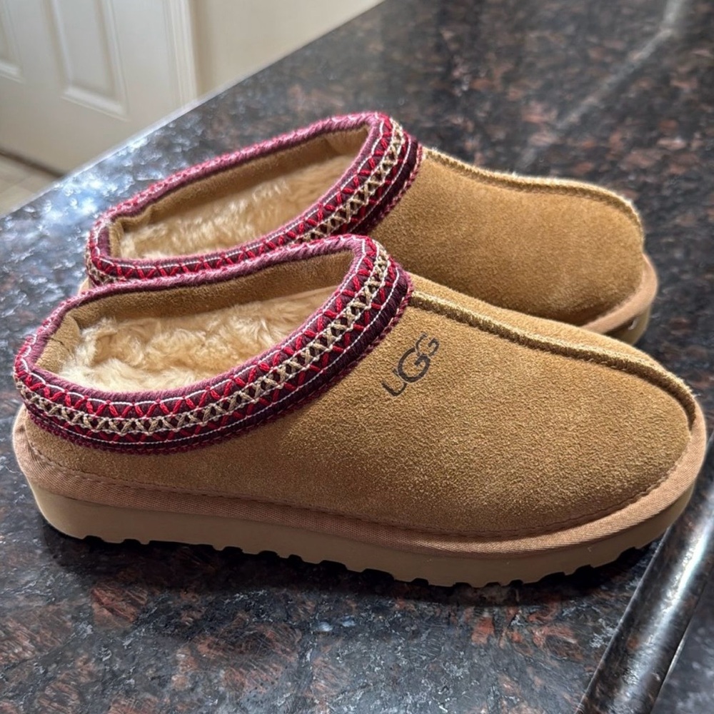 UGG Brown Suede Slippers with Red Accents